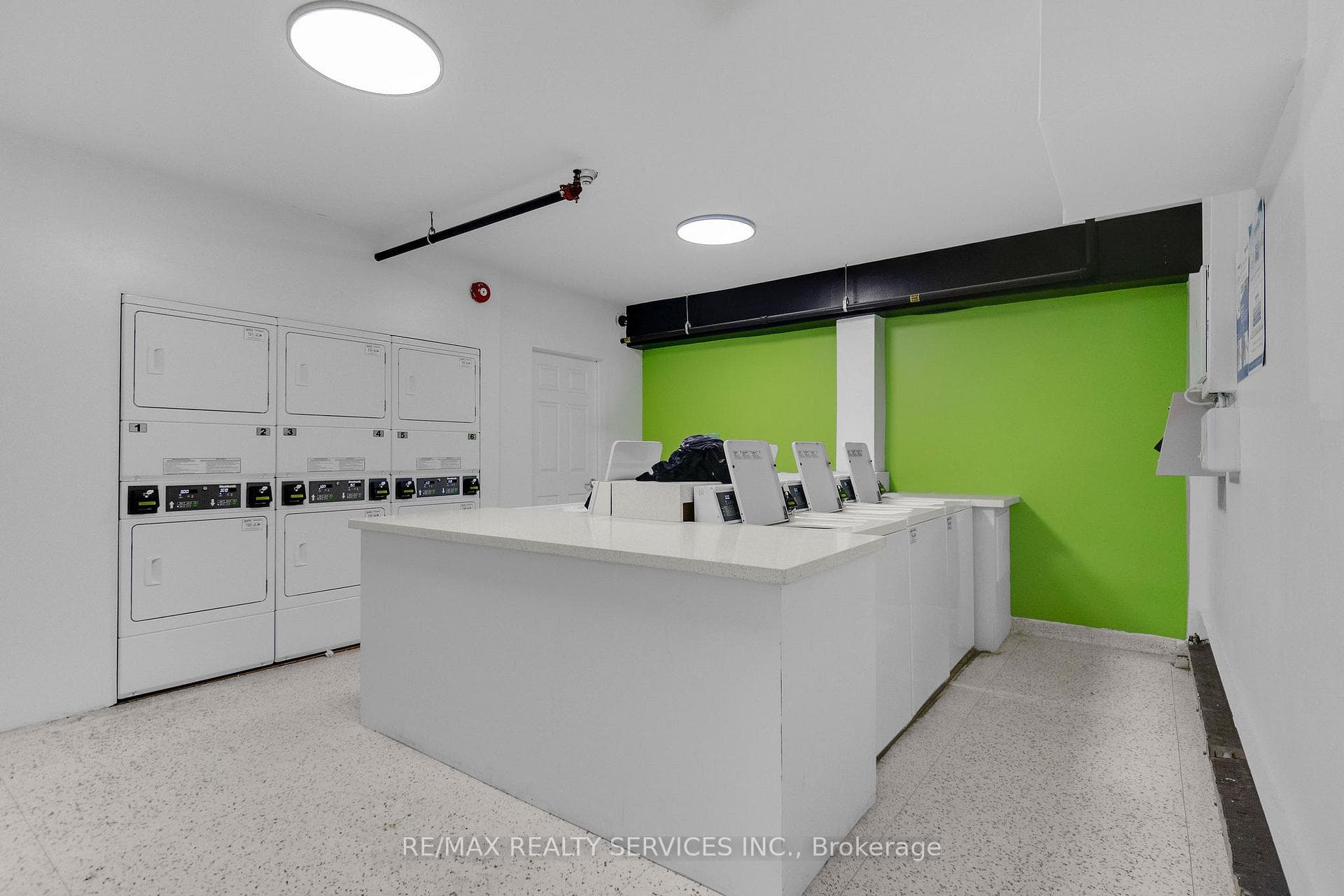 223 Jackson Street Unit 709 photo 18