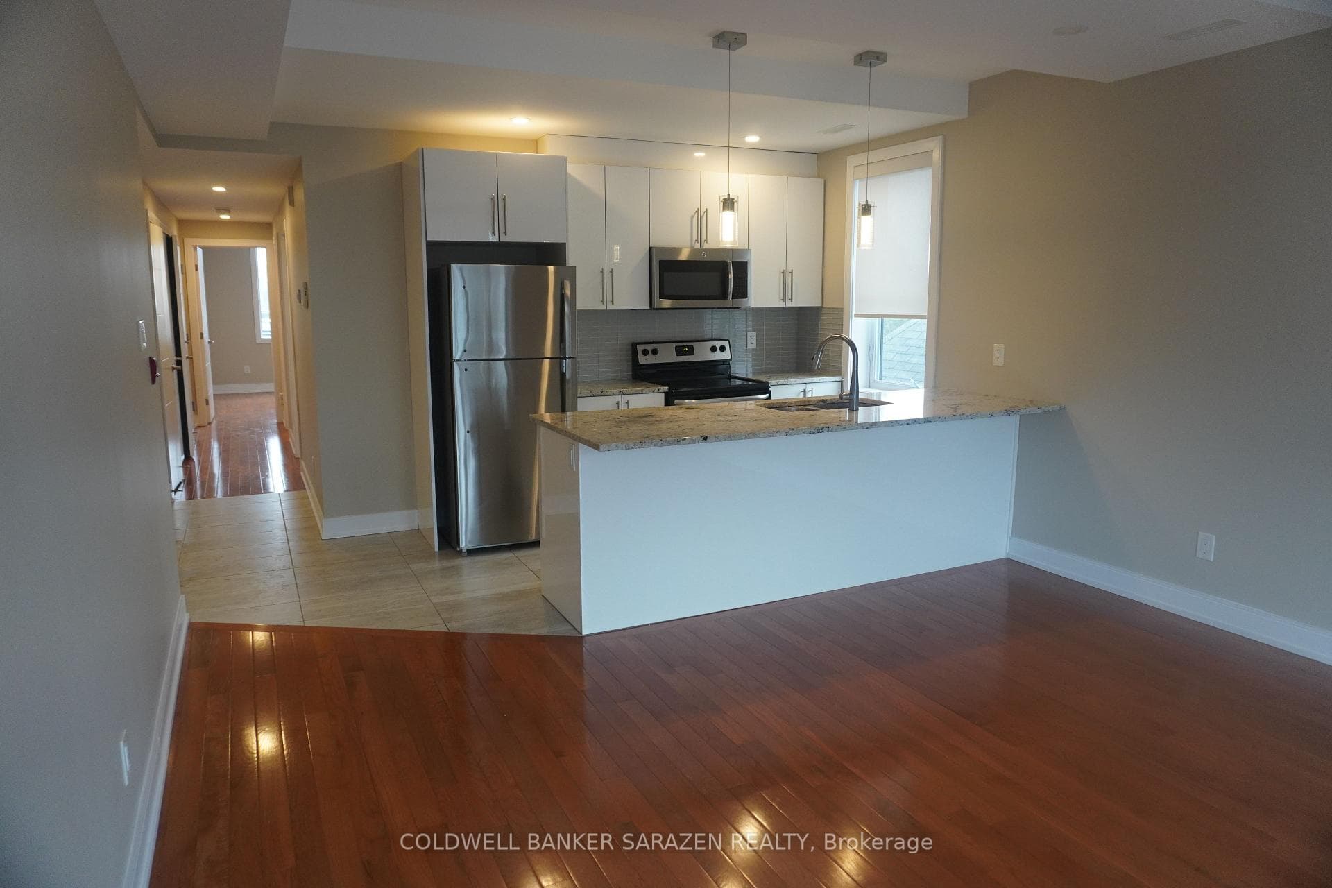 7 Monk Street Unit 4 photo 4