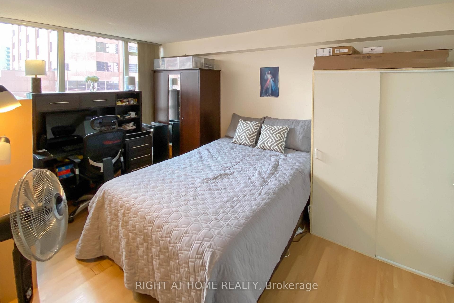 265 Enfield Place Unit 508 photo 29