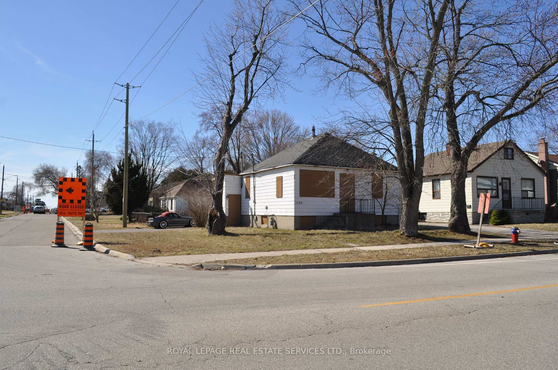 1140 Ogden Avenue photo 1