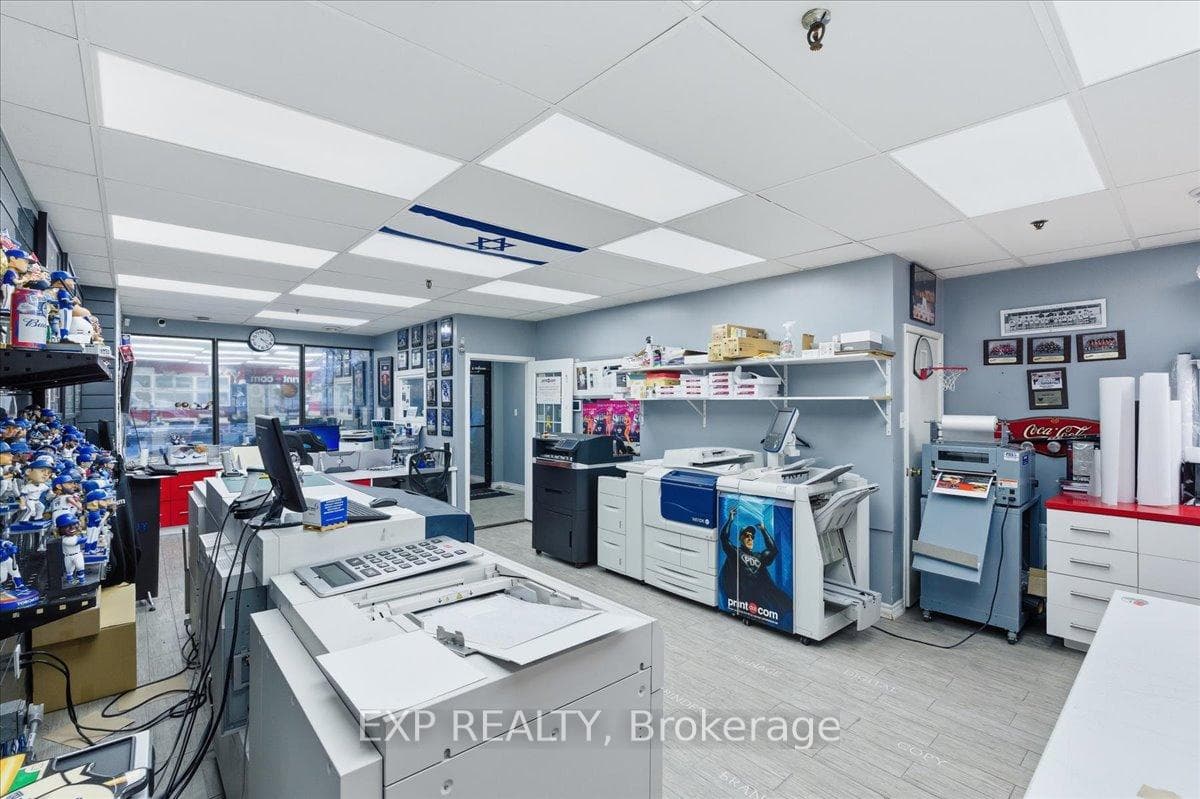 470 North Rivermede Road Unit 14 photo 9