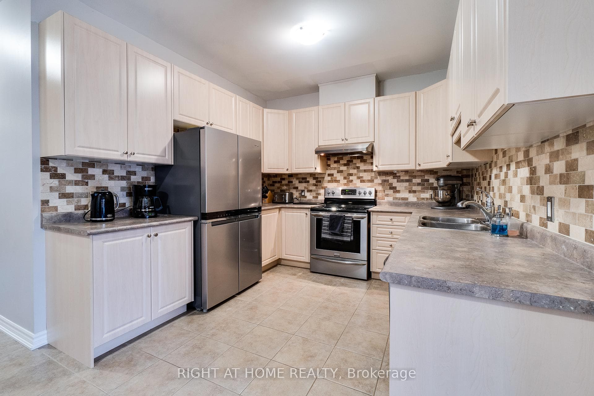15 Losino Street photo 15