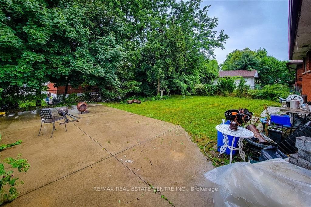 953 Upper Sherman Avenue photo 22