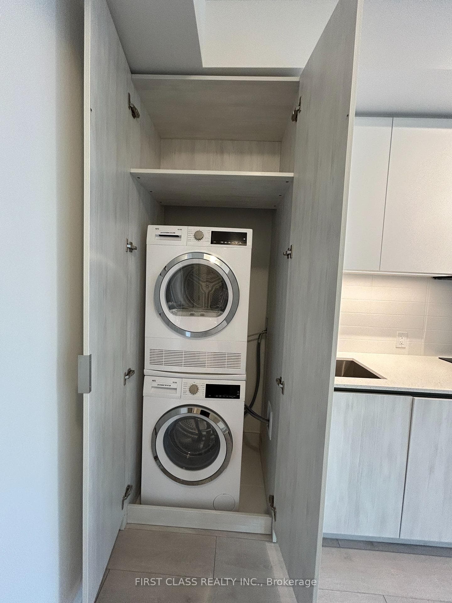 5858 Yonge St Street Unit 520 photo 12