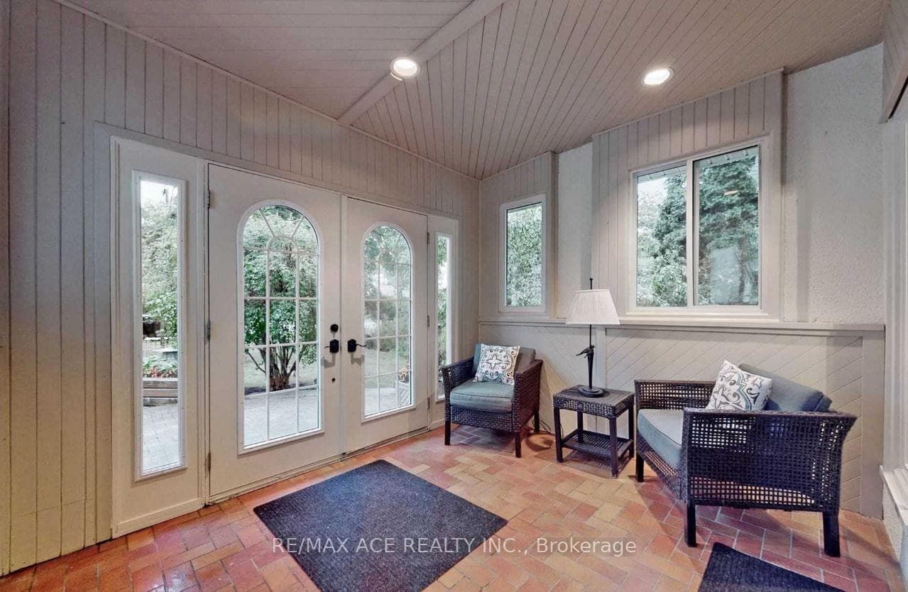 168 Ridgewood Road photo 13