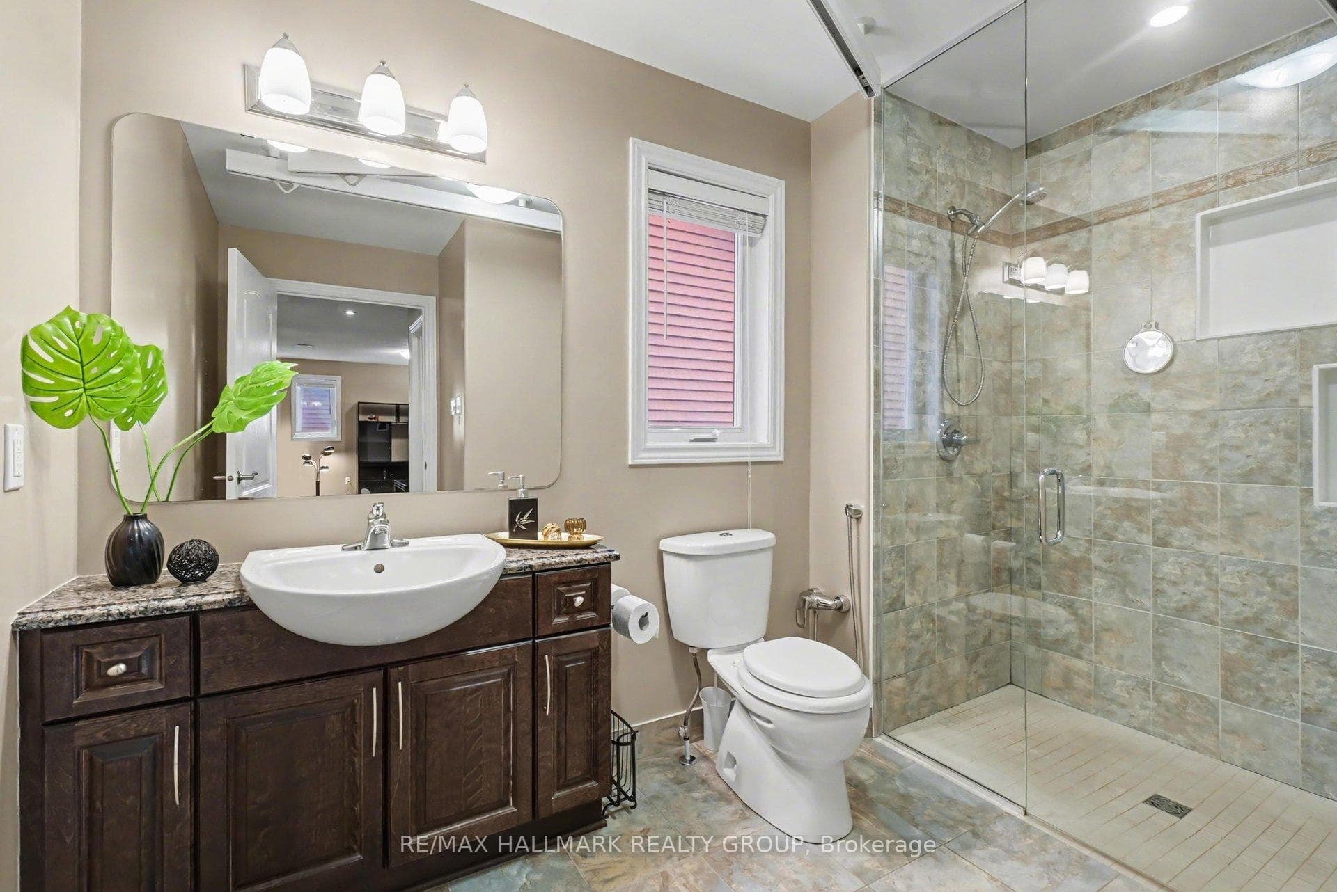 510 White Alder Avenue photo 30