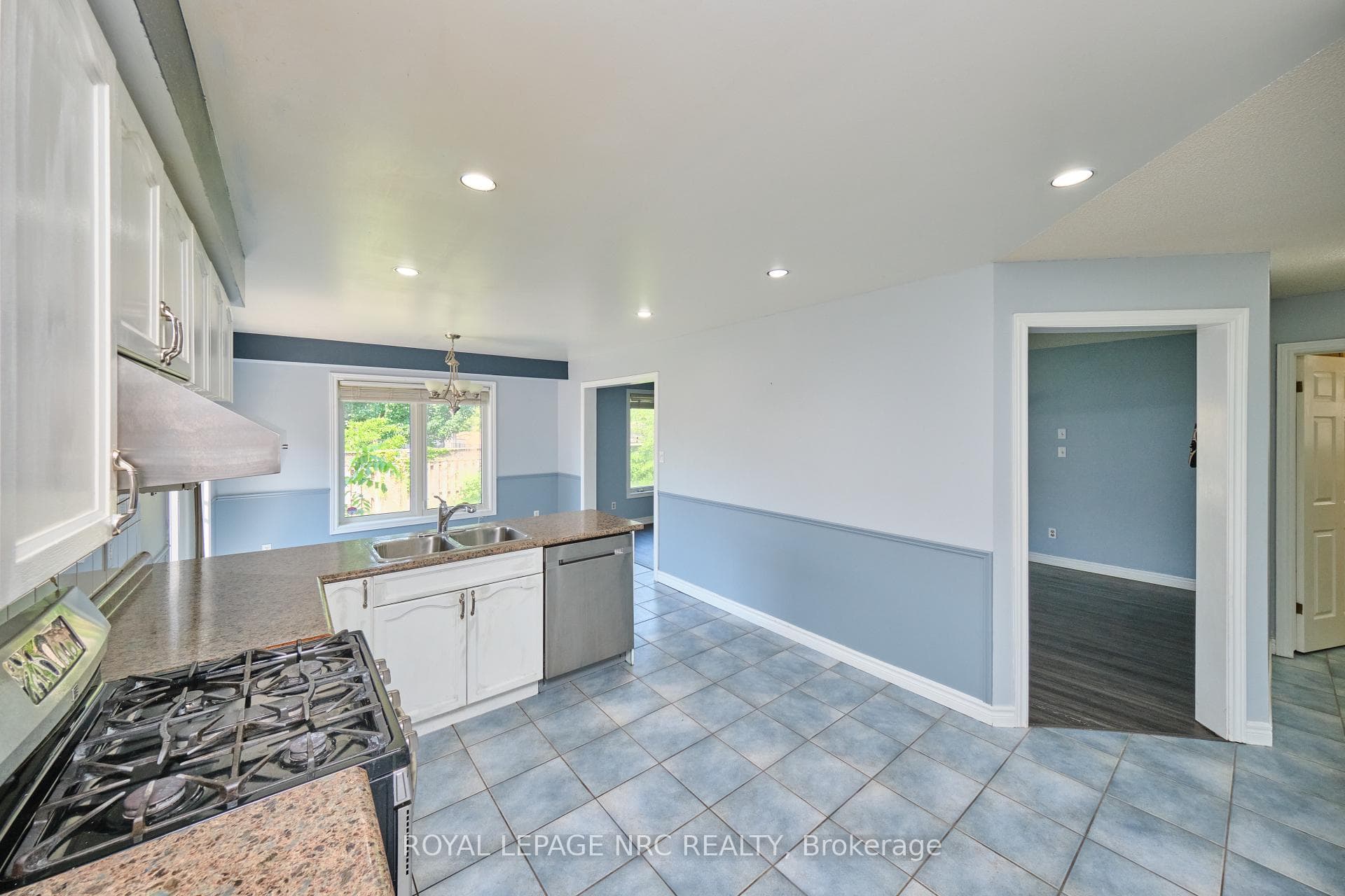 15 Creanona Boulevard photo 19