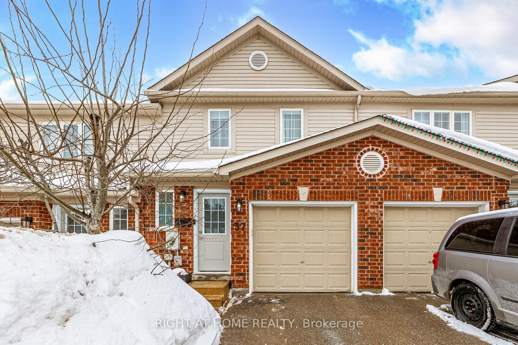 Charming curb appeal