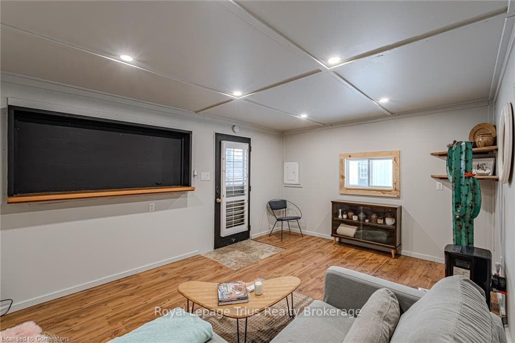 32 Pansy Avenue photo 34