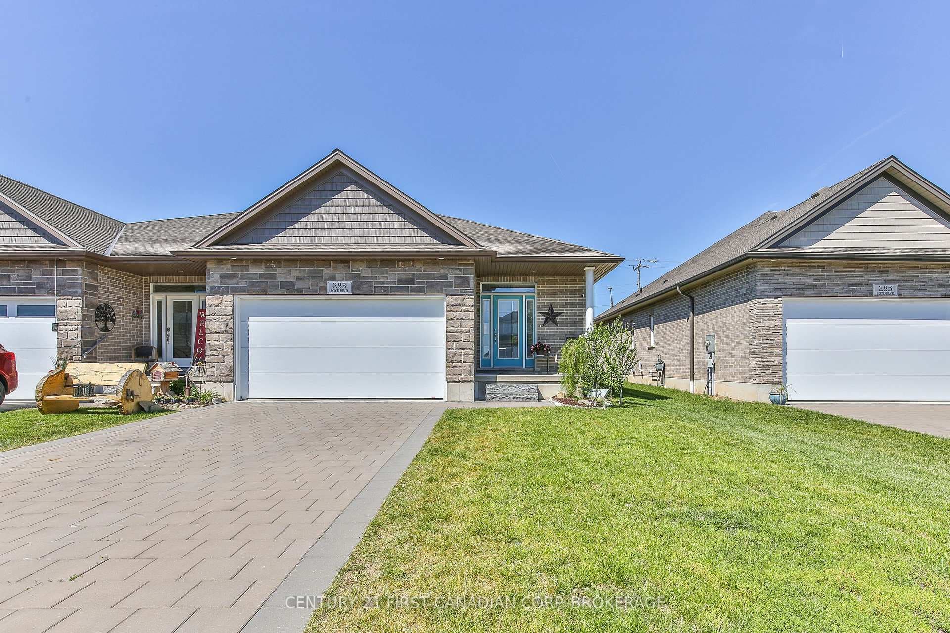 283 Boyd Boulevard photo 35