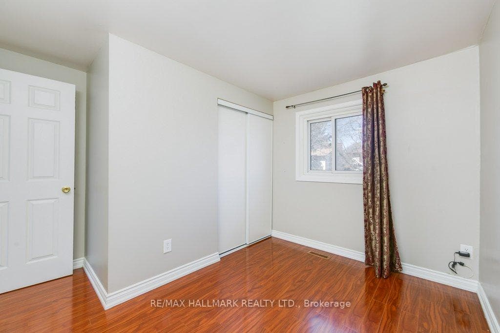 18 Coxworth Crescent photo 21
