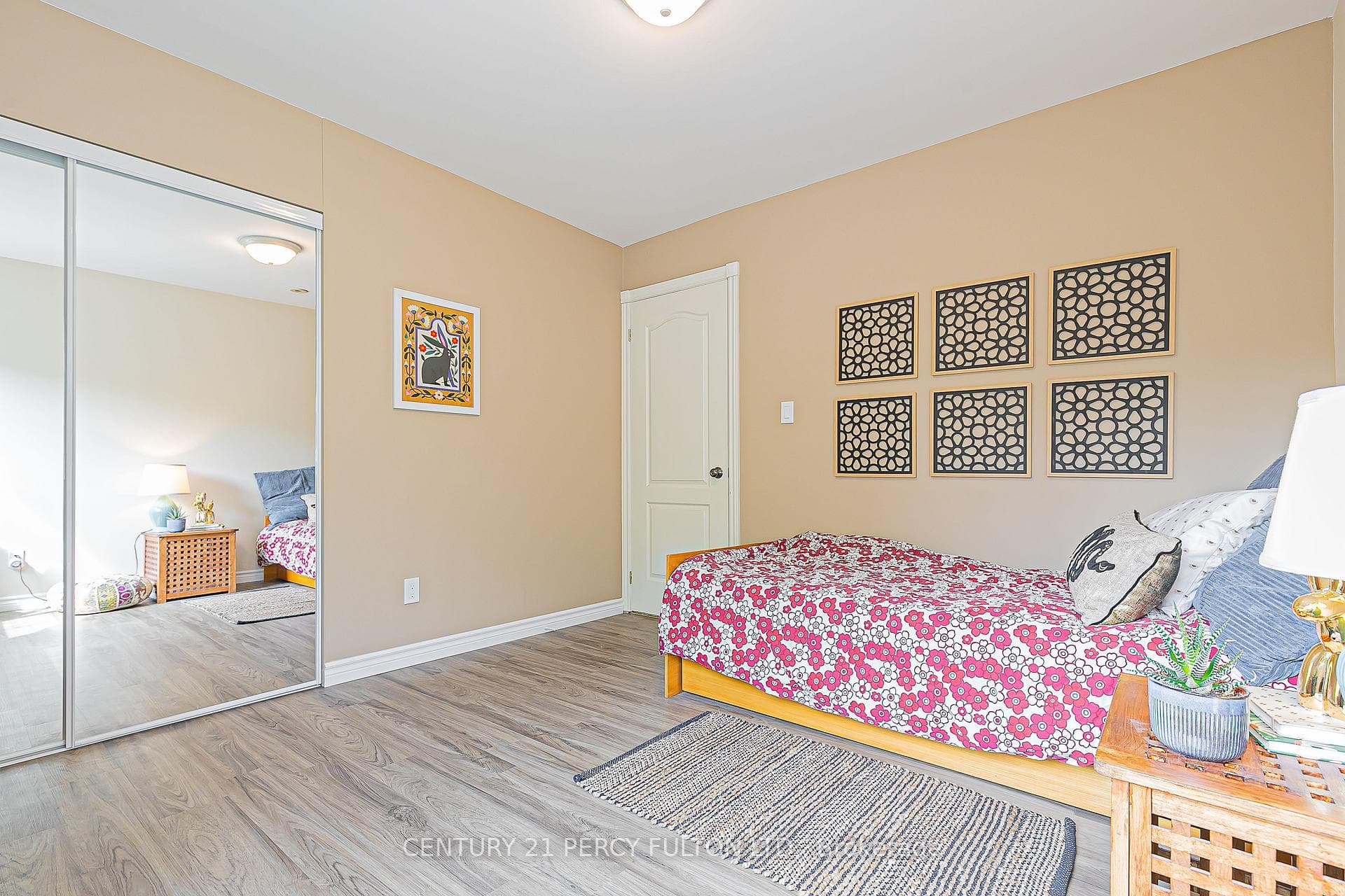 2nd Bedroom