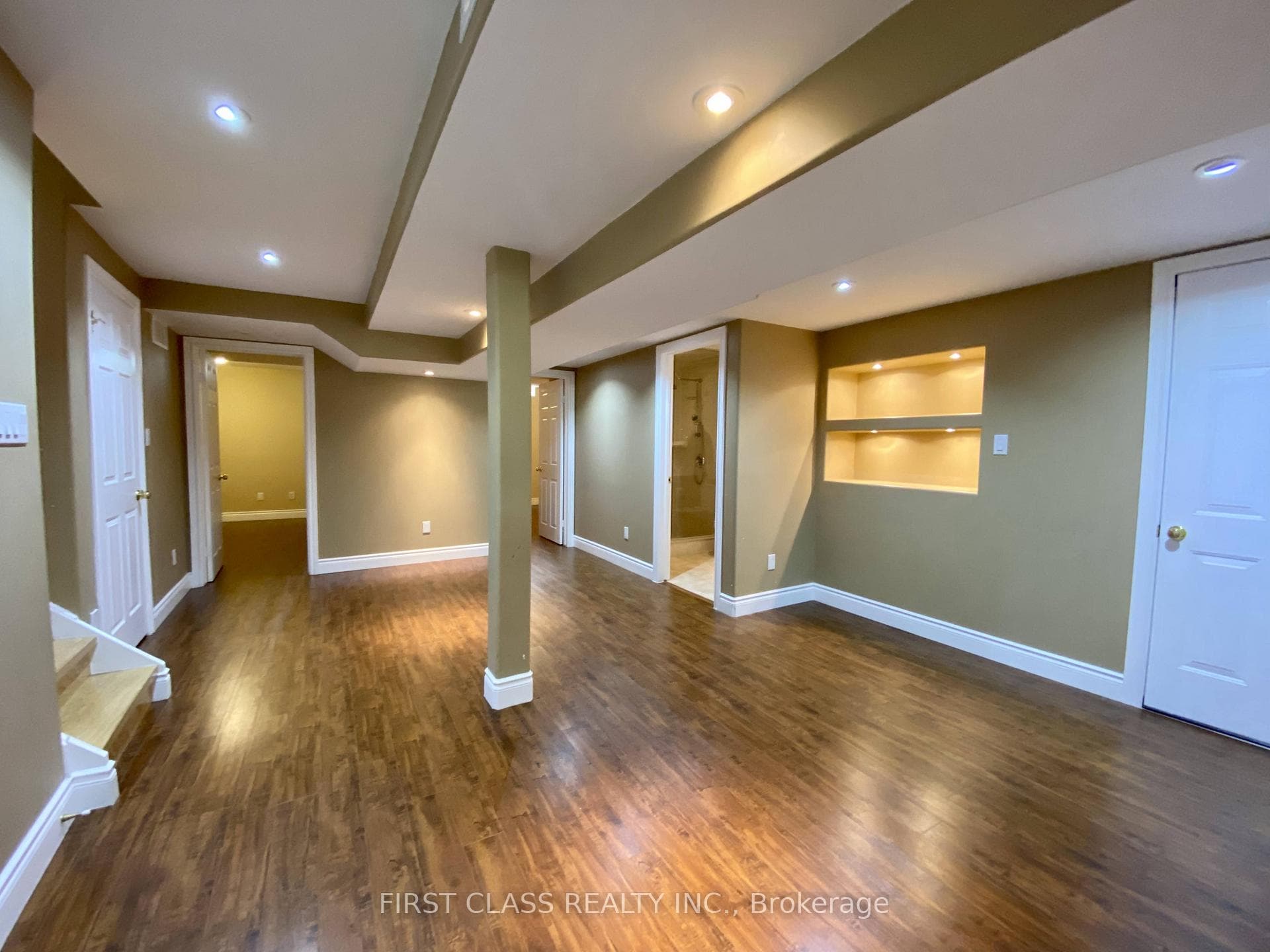 108 Snowdon Circle photo 16