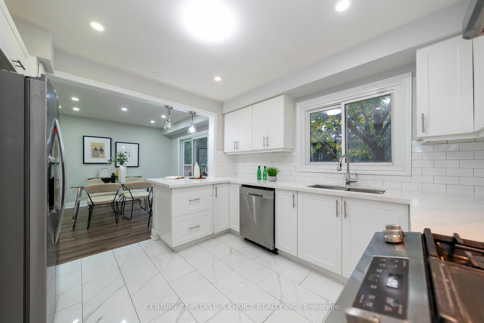 3242 Cambourne Crescent photo 6
