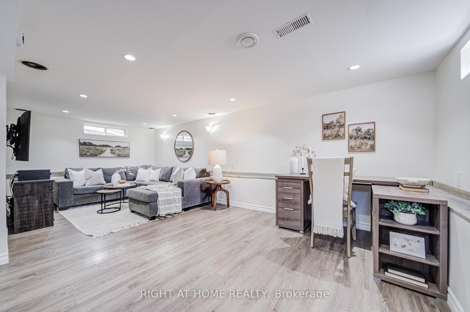 61 Beatty Road photo 36