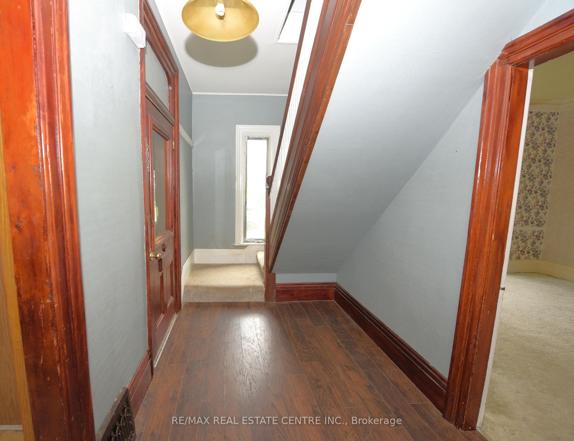 176 Nelson Street photo 5