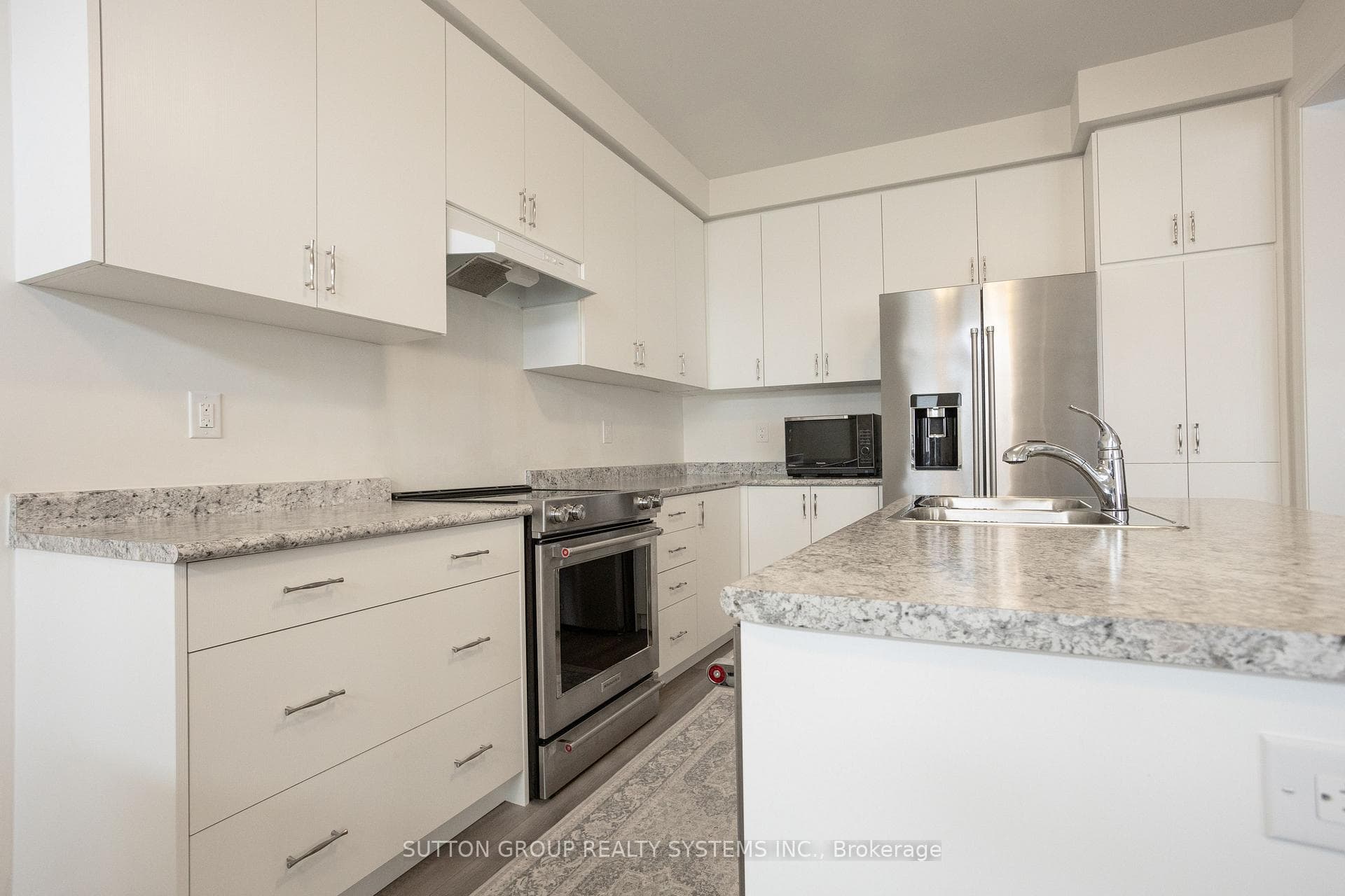 96 Kenesky Drive photo 13
