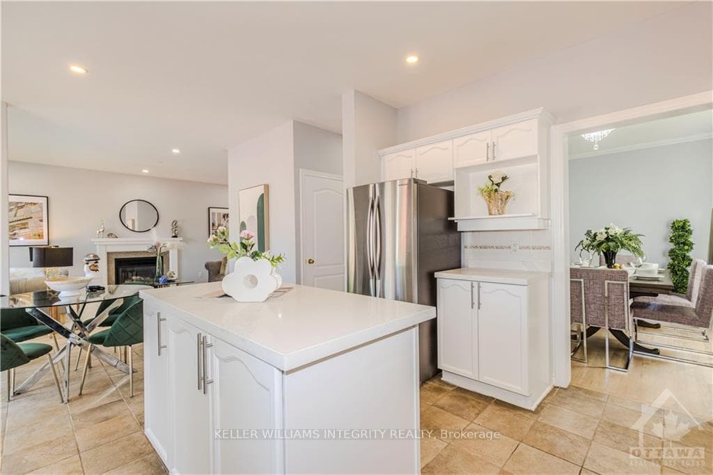 212 REDPATH Drive photo 7