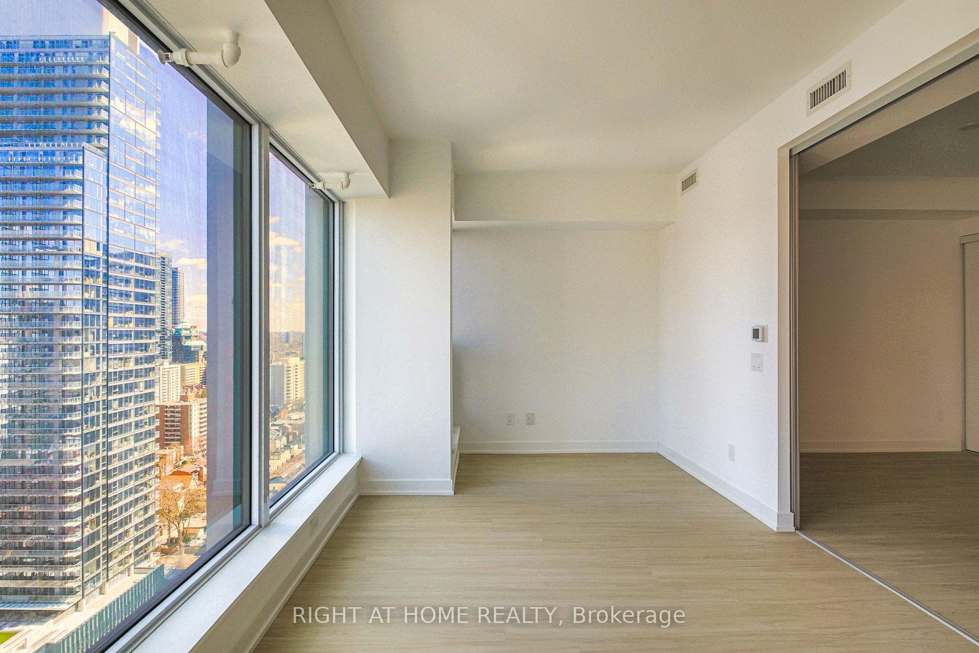 8 Wellesley Street Unit 2906 photo 18