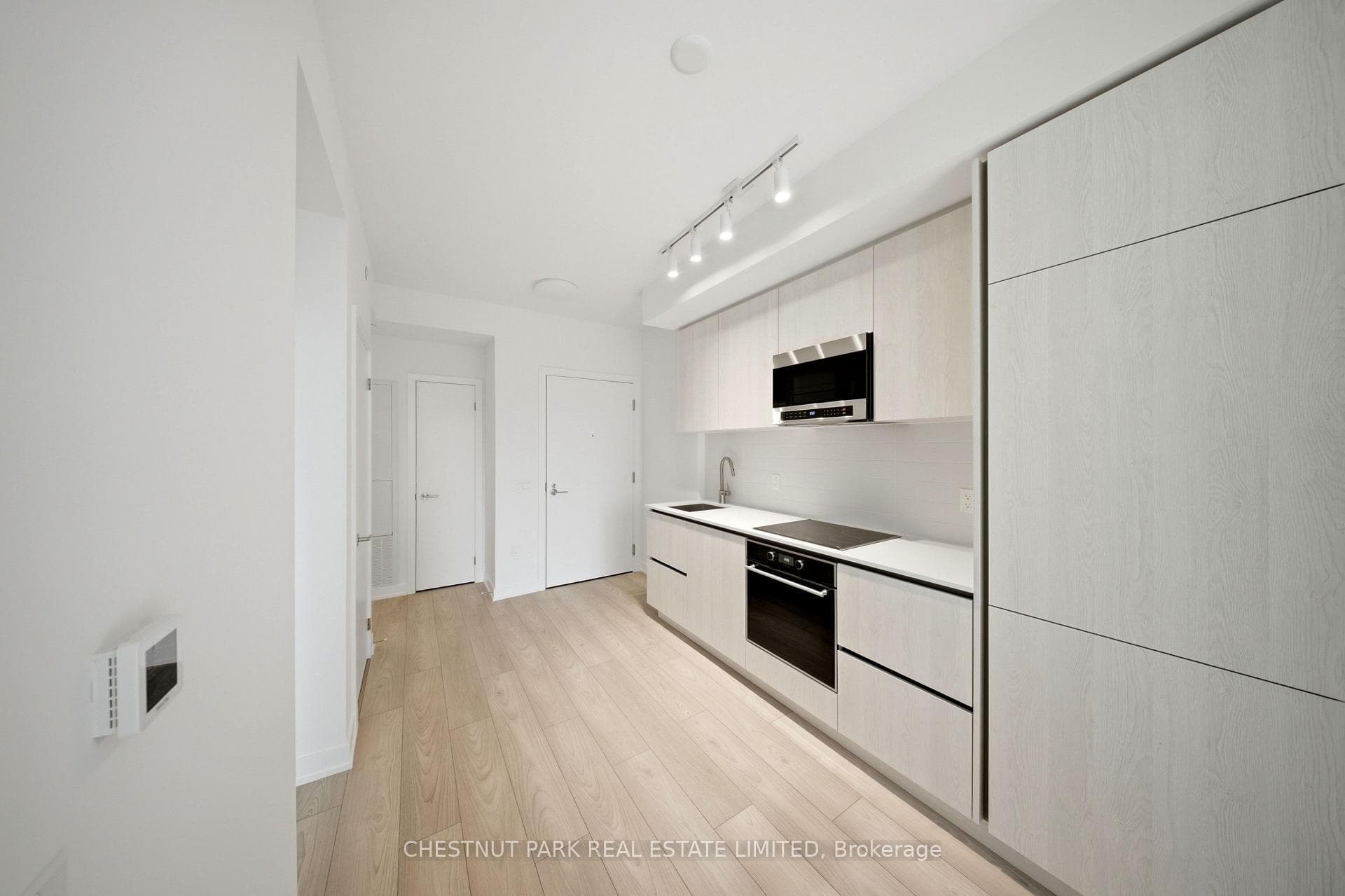110 Broadway Avenue Unit 1113S photo 3