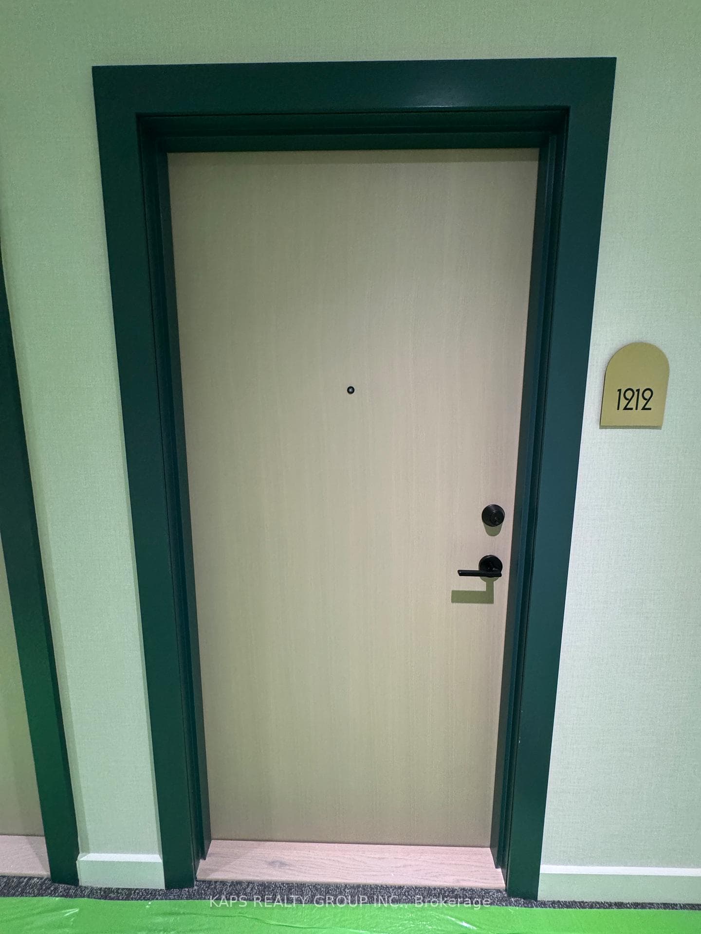 181 Sterling Road Unit 1212 photo 3