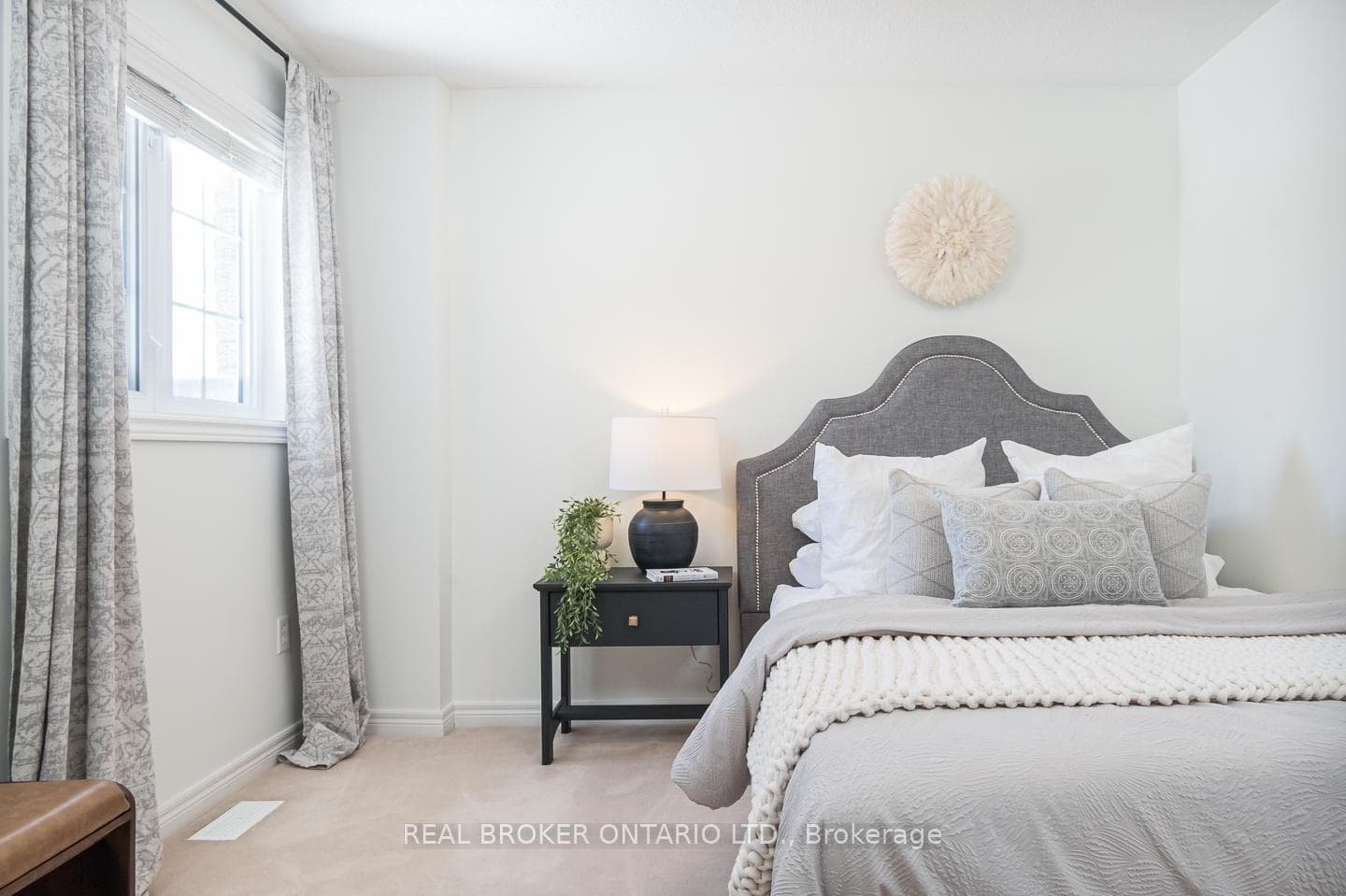 130 Robert Street Unit 21 photo 18