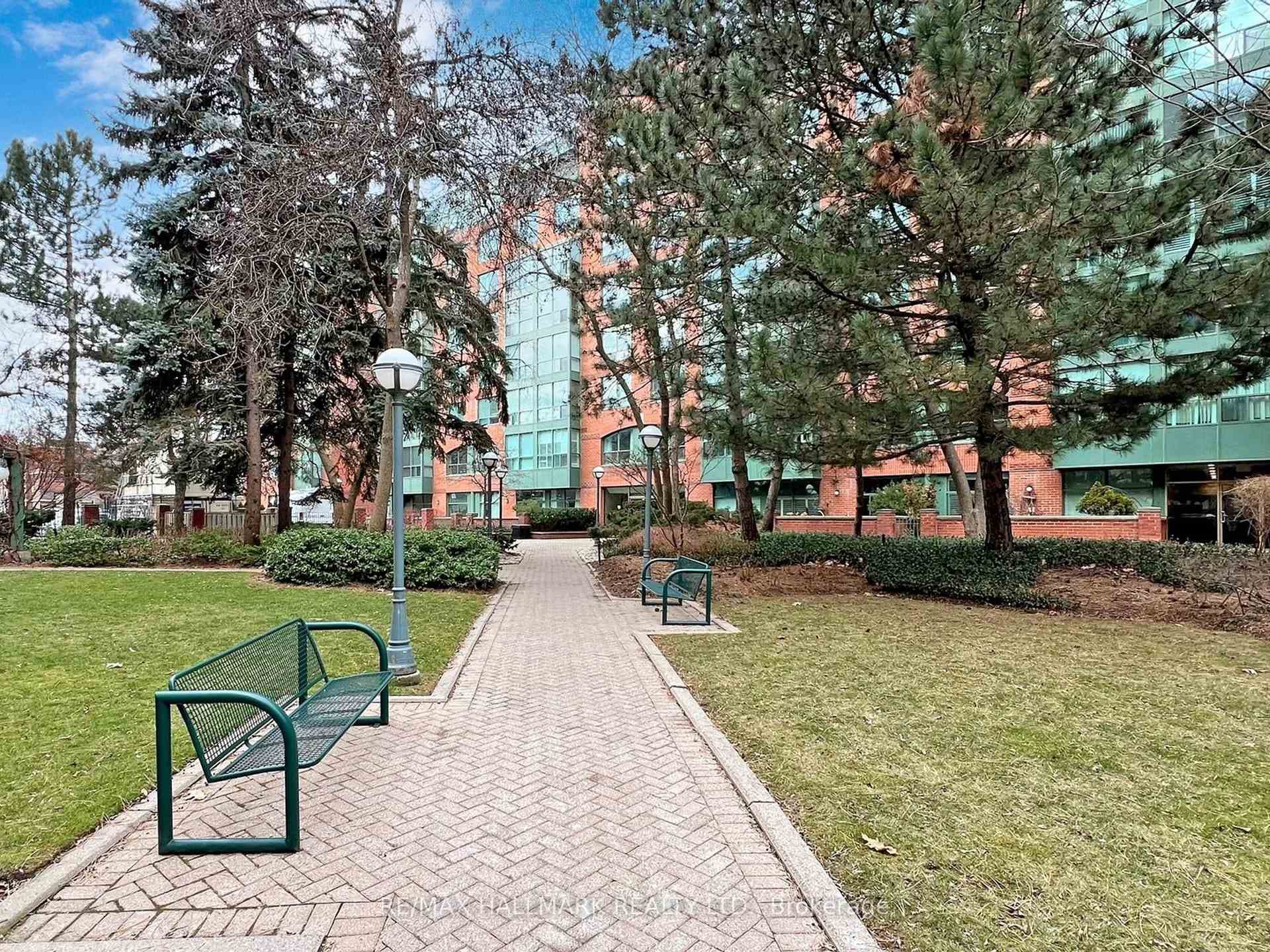 95 Prince Arthur Avenue Unit 126 photo 47