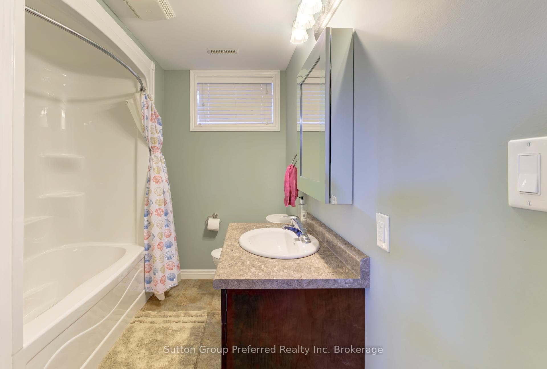 Full bathroom