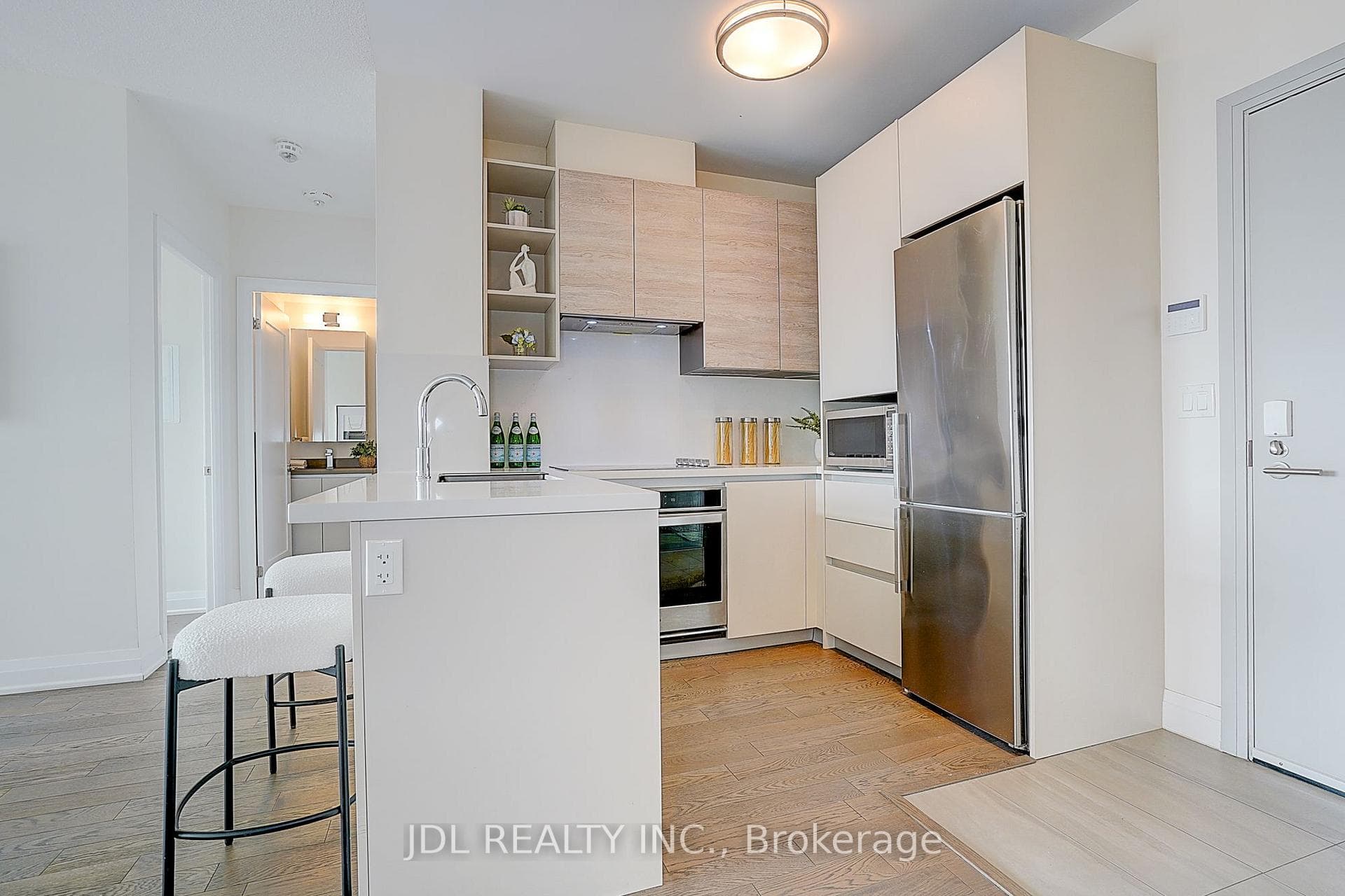 398 Highway 7 Street Unit 303 photo 15
