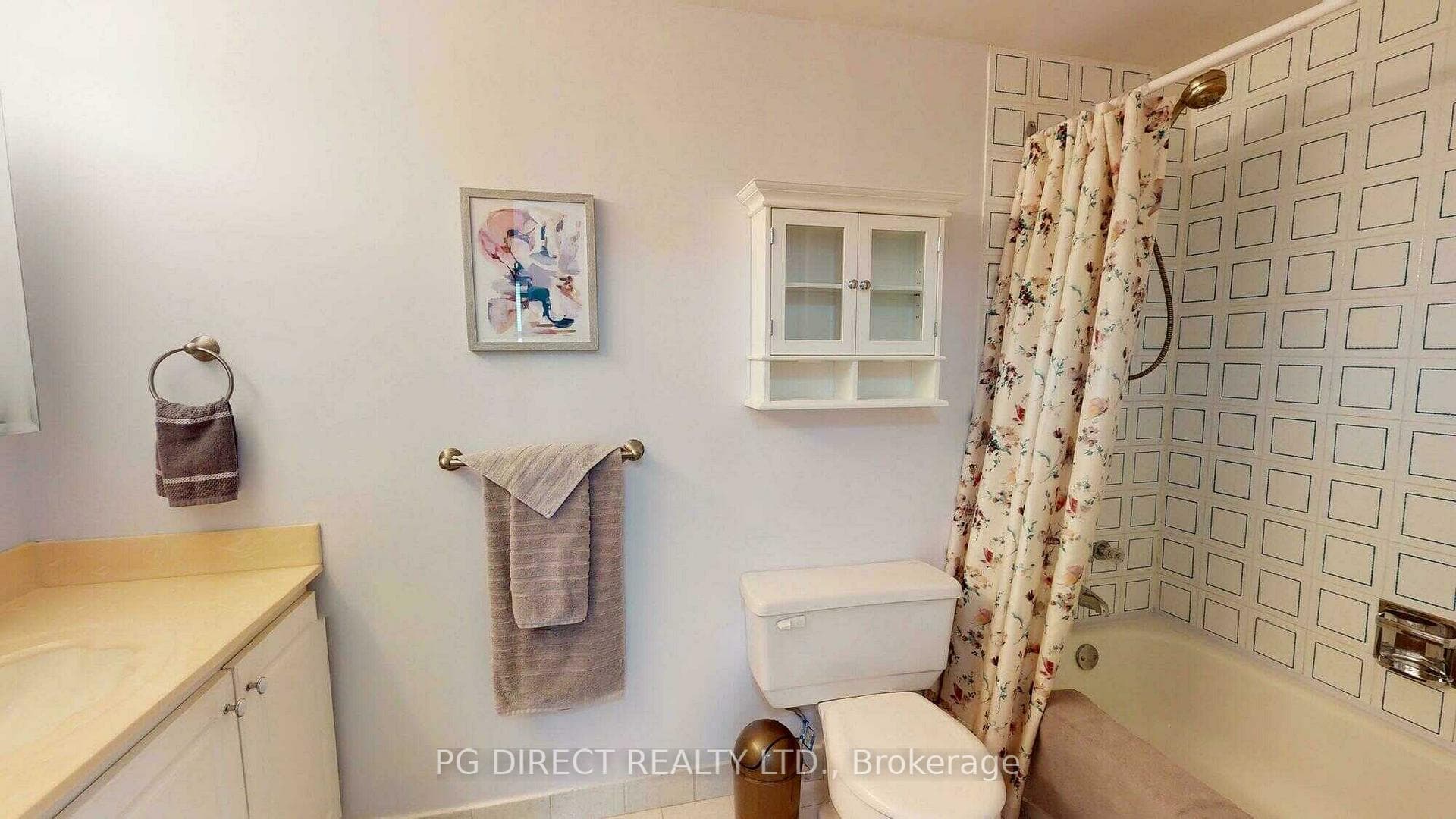 500 Green Road Unit 1216 photo 11