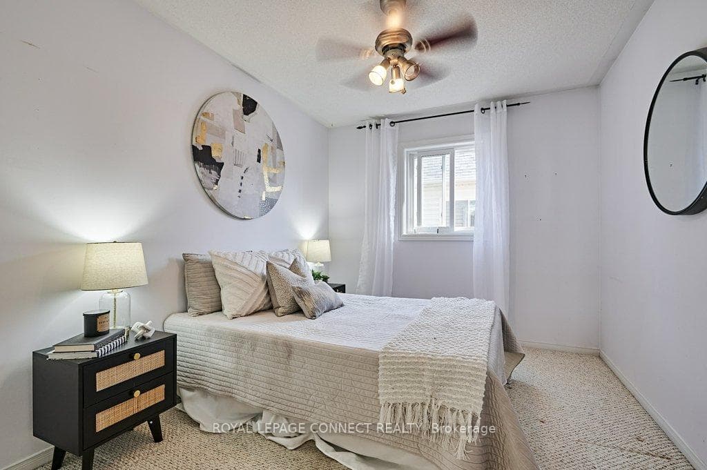 1696 Edenwood Drive photo 4