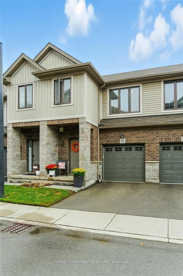 377 Glancaster Road Unit 24 photo 4
