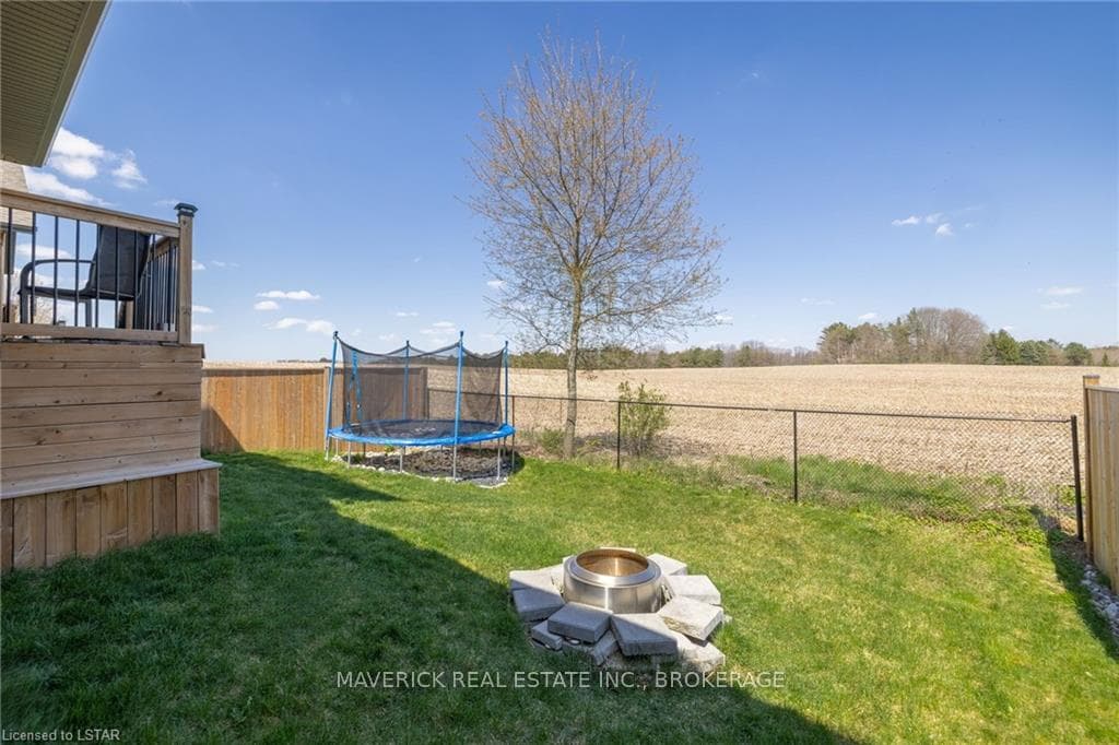 159 COLLINS Way Unit 26 photo 33