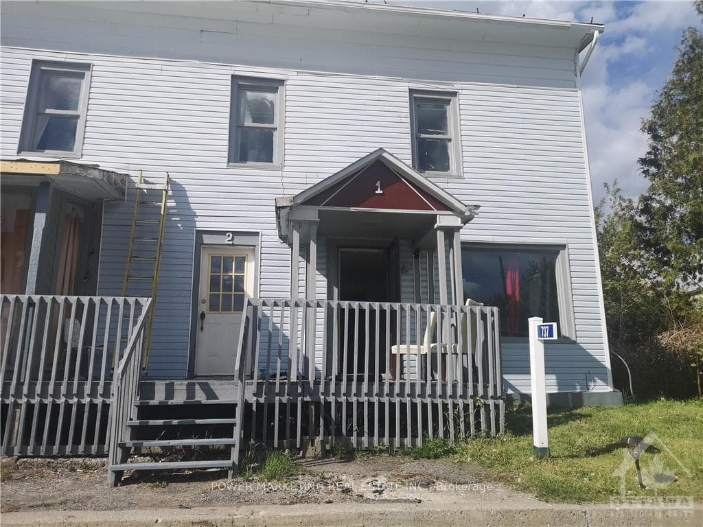 737 MAIN Street photo 2