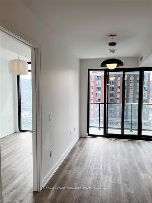 1 Jarvis Street Unit 905 photo 21