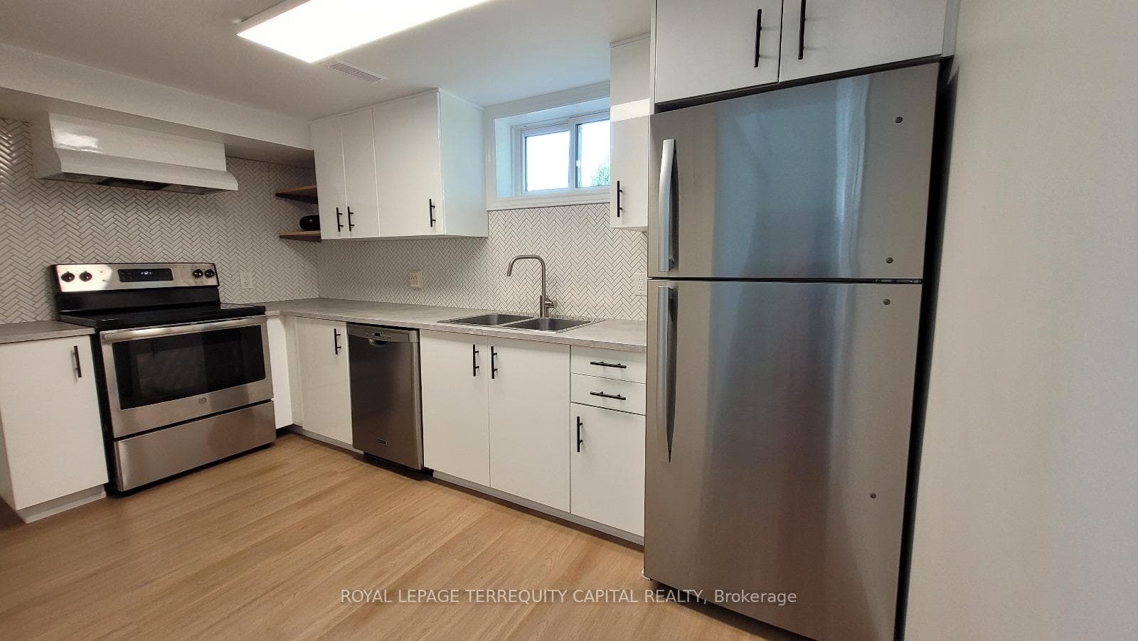 27 Fairburn Avenue Unit BSMT photo 6