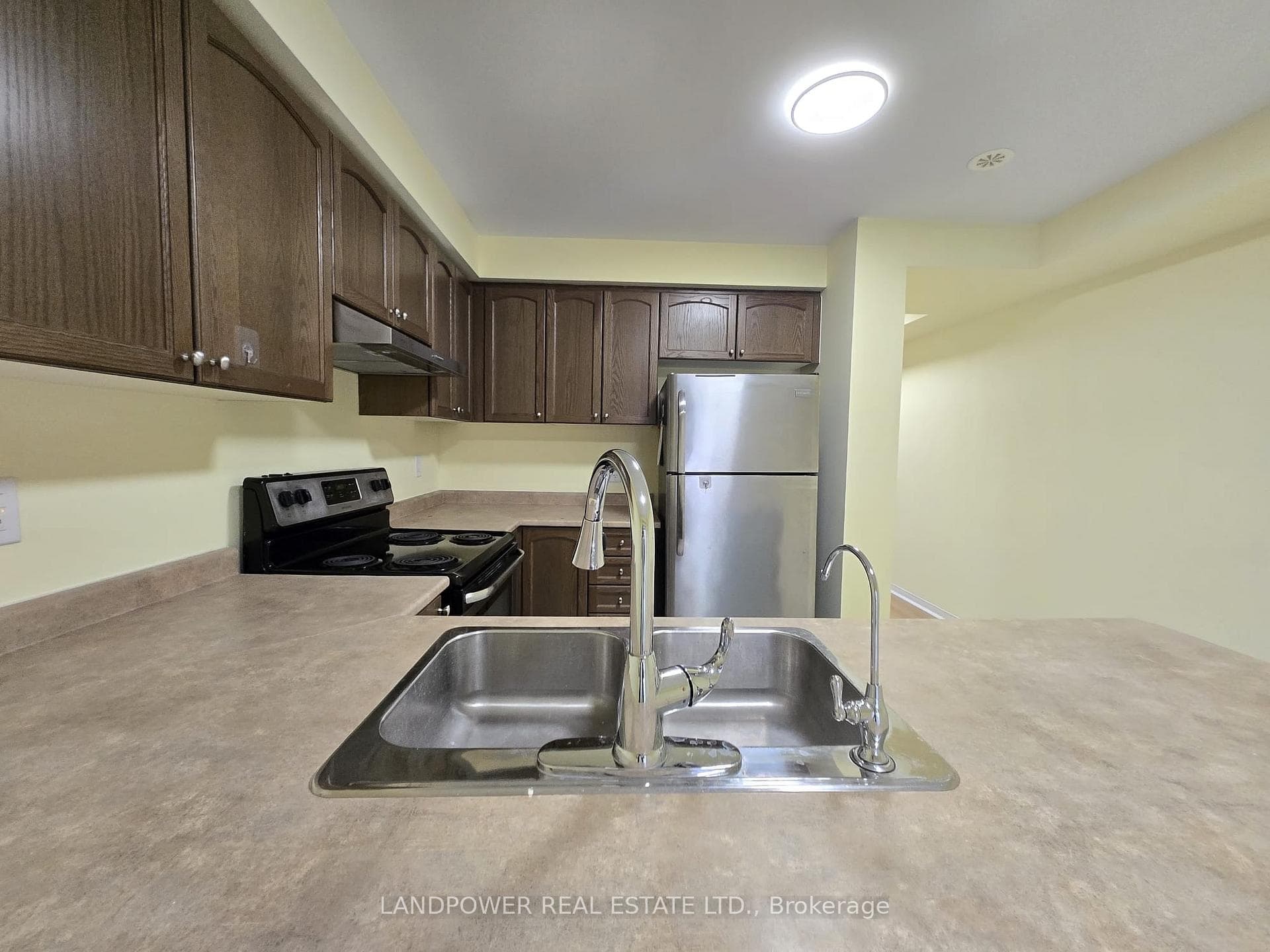 5289 Major Mackenzie Drive photo 11
