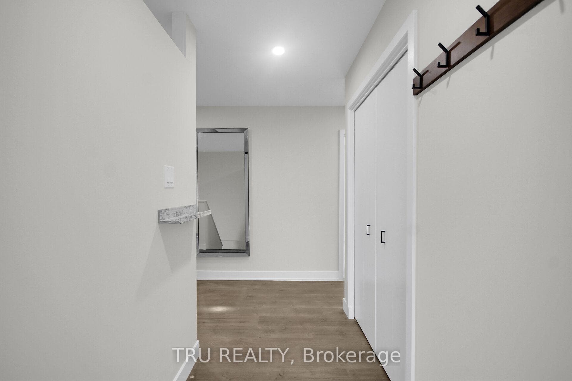 26 Langholm Crescent photo 3