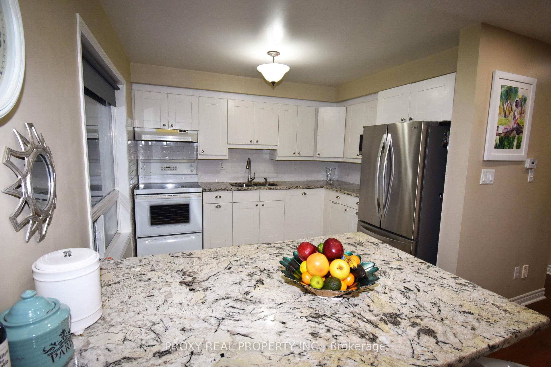 2360 Clearside Court photo 9