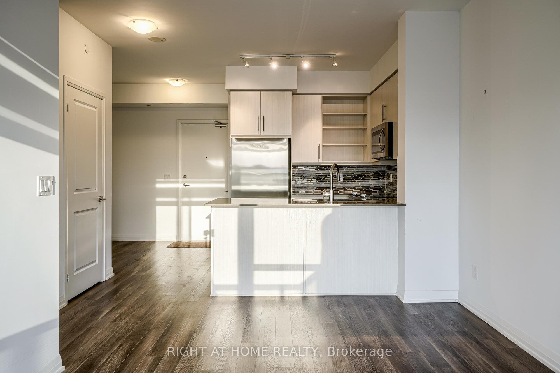 65 Oneida Crescent Unit LPH06 photo 11