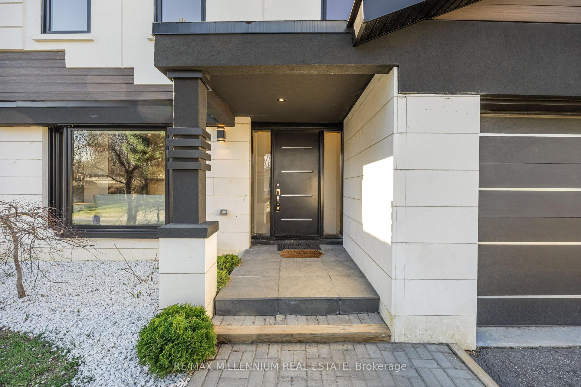 14 Portree Crescent photo 2