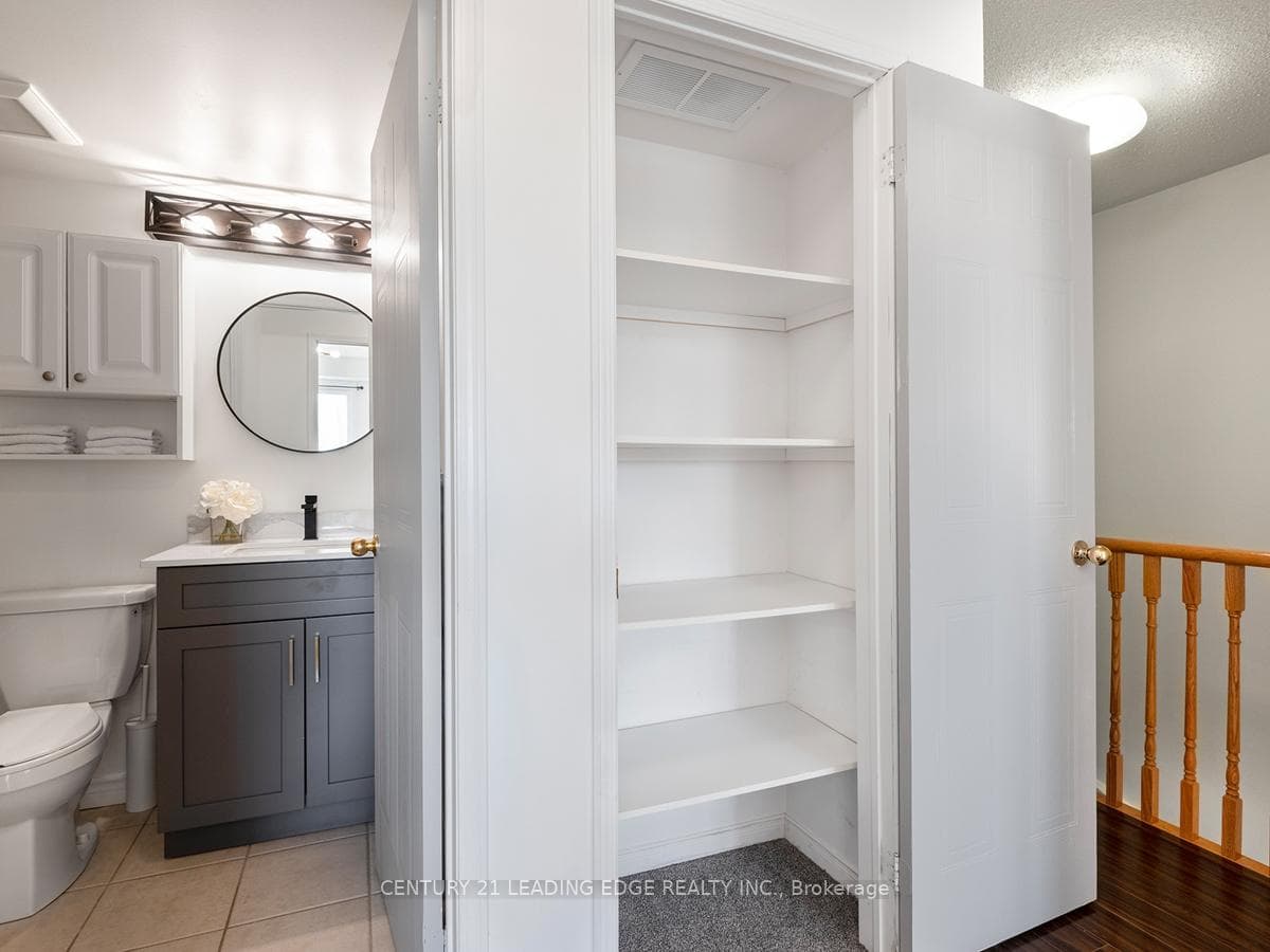 160 CHANCERY Road Unit 19 photo 29
