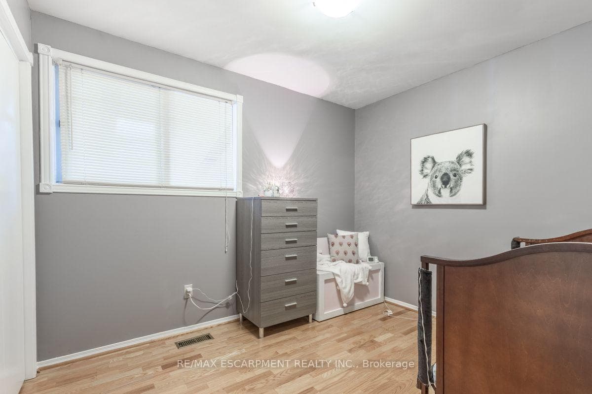 984 Easterbrook Avenue photo 15