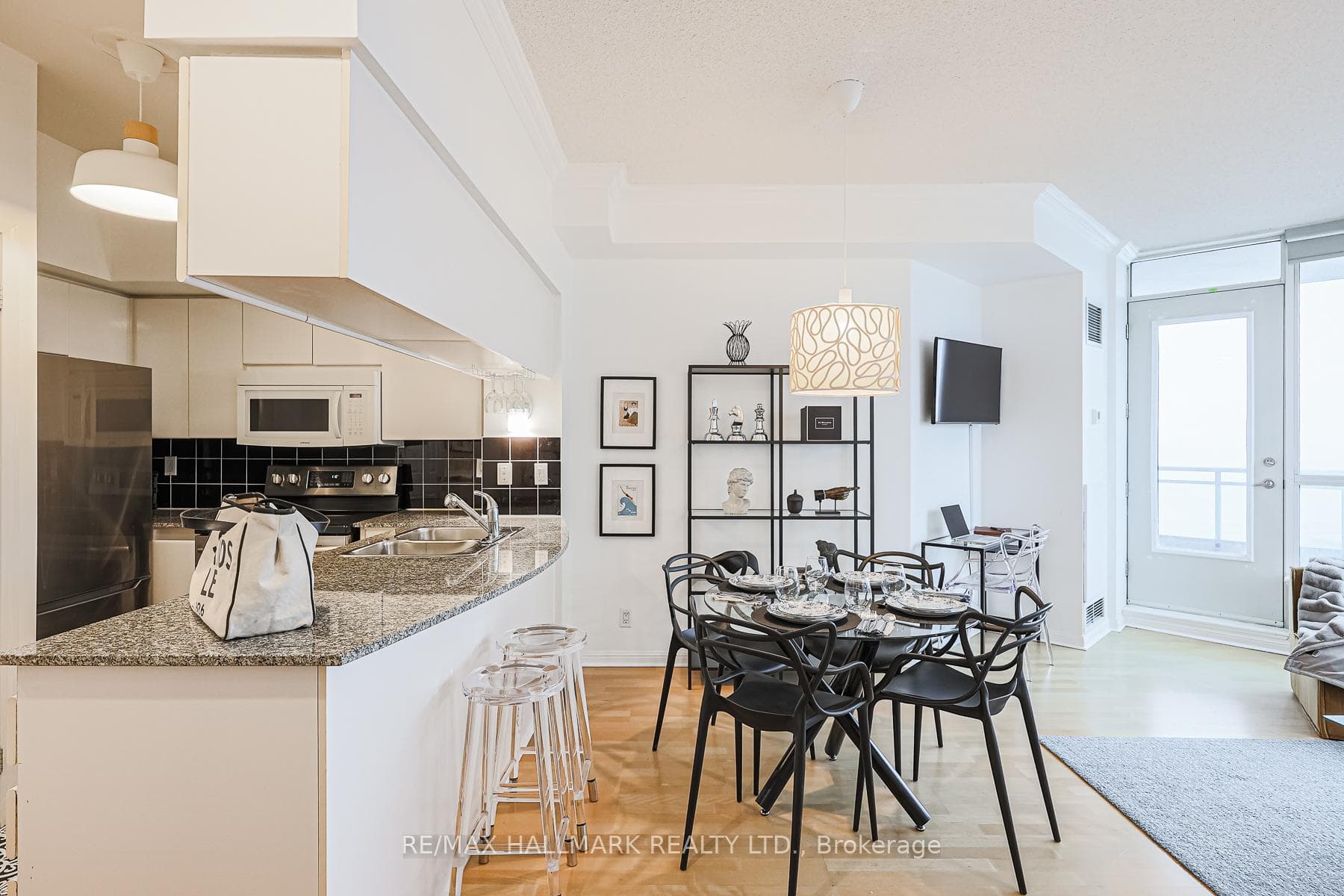 230 Queens Quay Unit 1222 photo 13