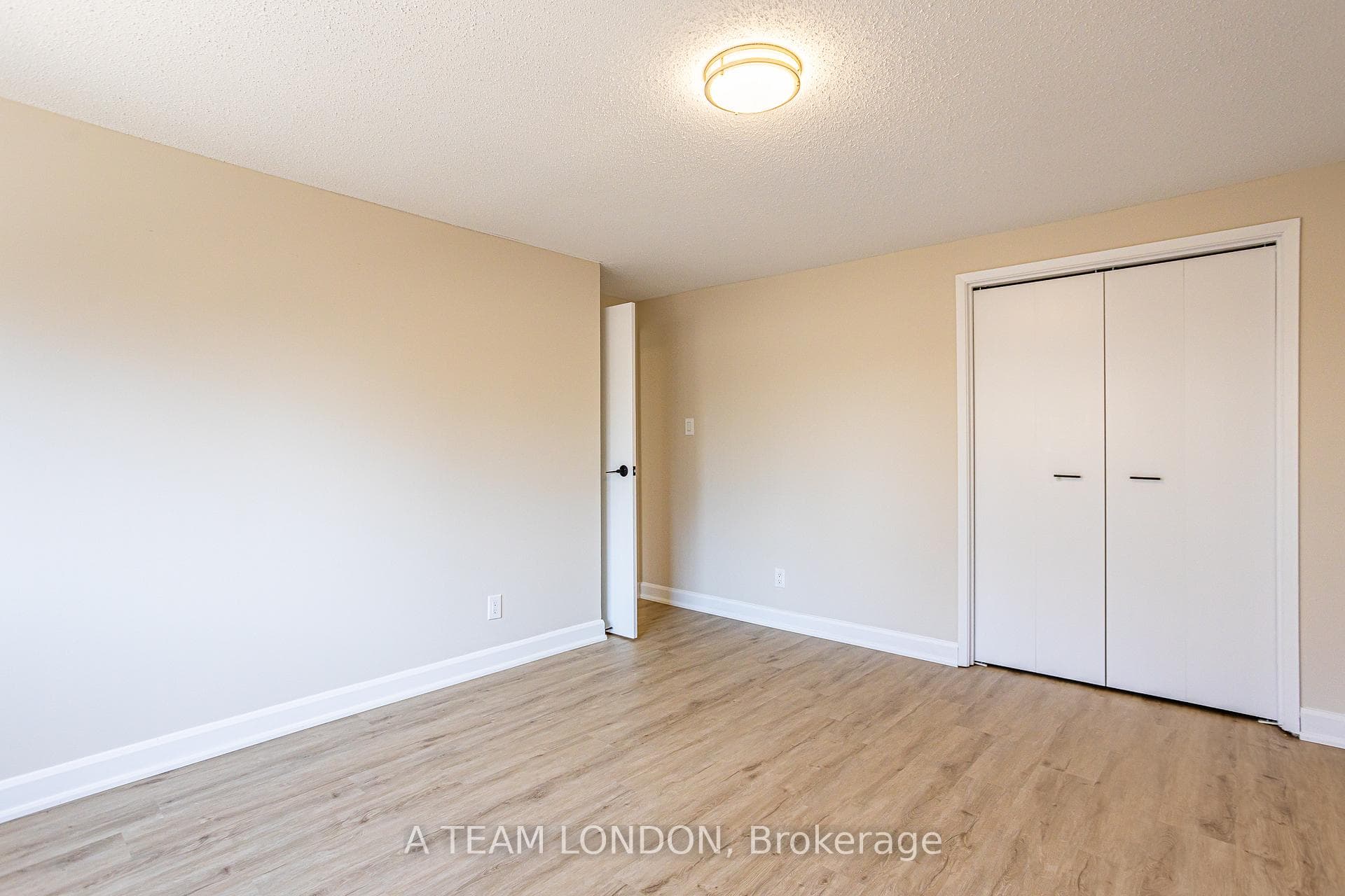 35 Waterman Avenue Unit 75 photo 24