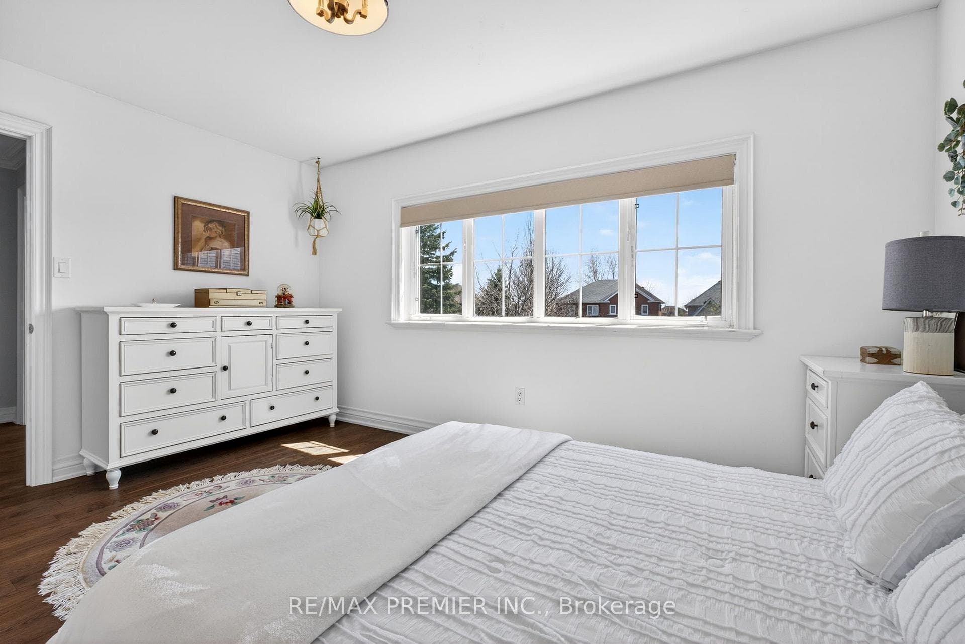 38 Helmsdale Avenue photo 32