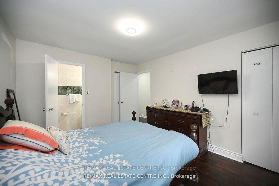 311 Fiona Terrace photo 20
