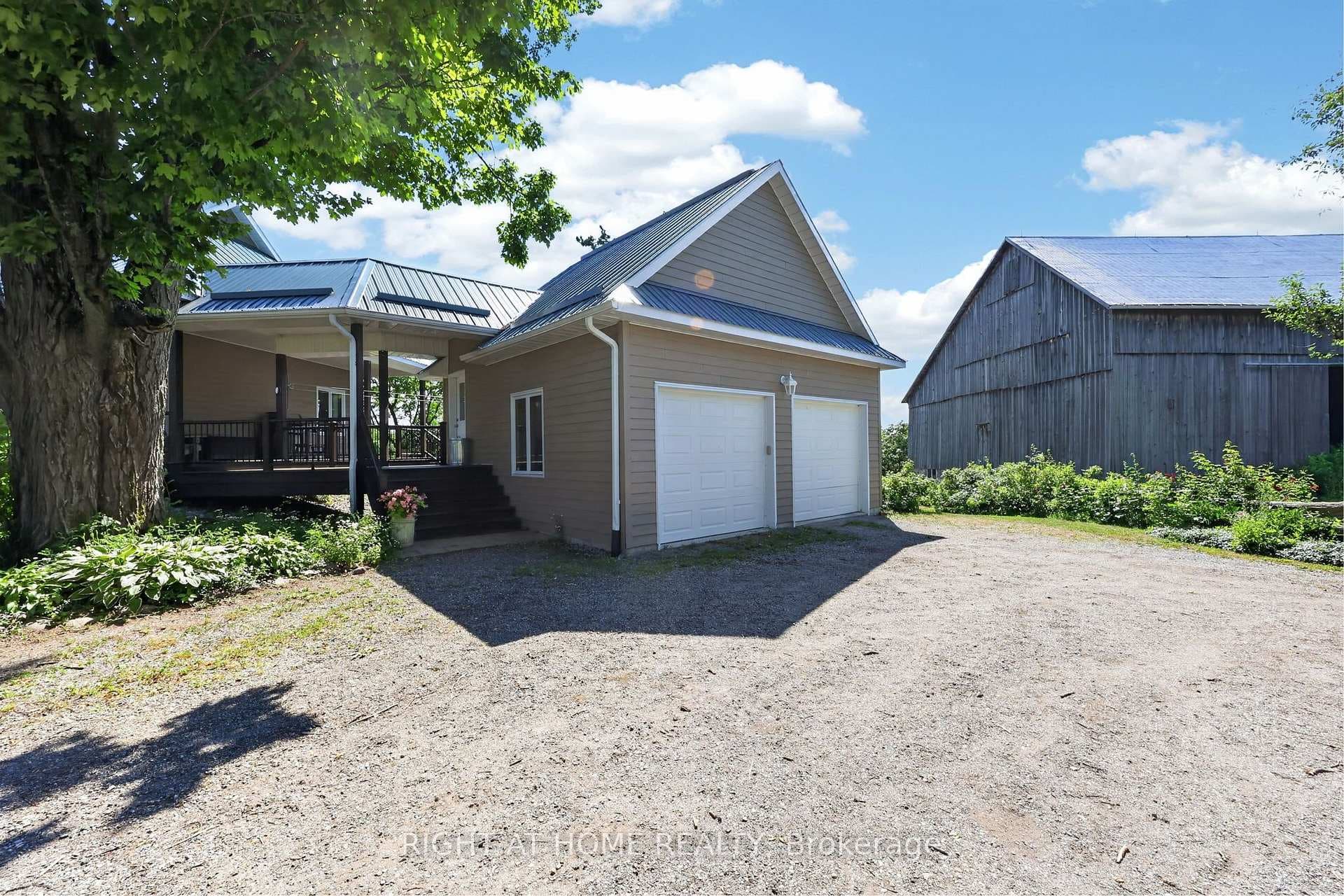 1284 Rumney Road photo 4