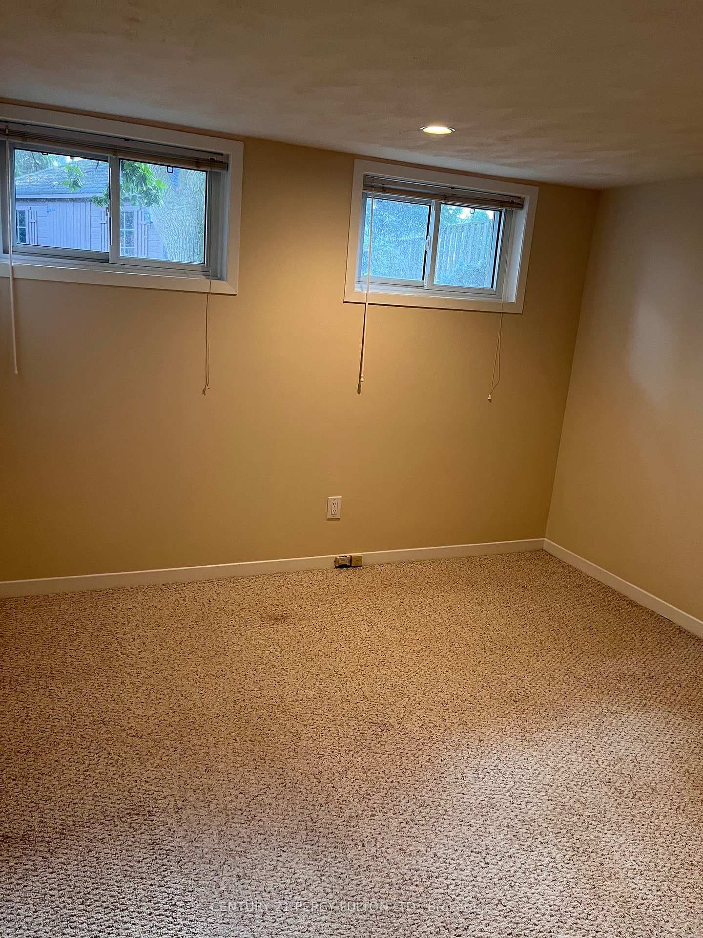 380 Tareyton Road Unit #Bsmt photo 2