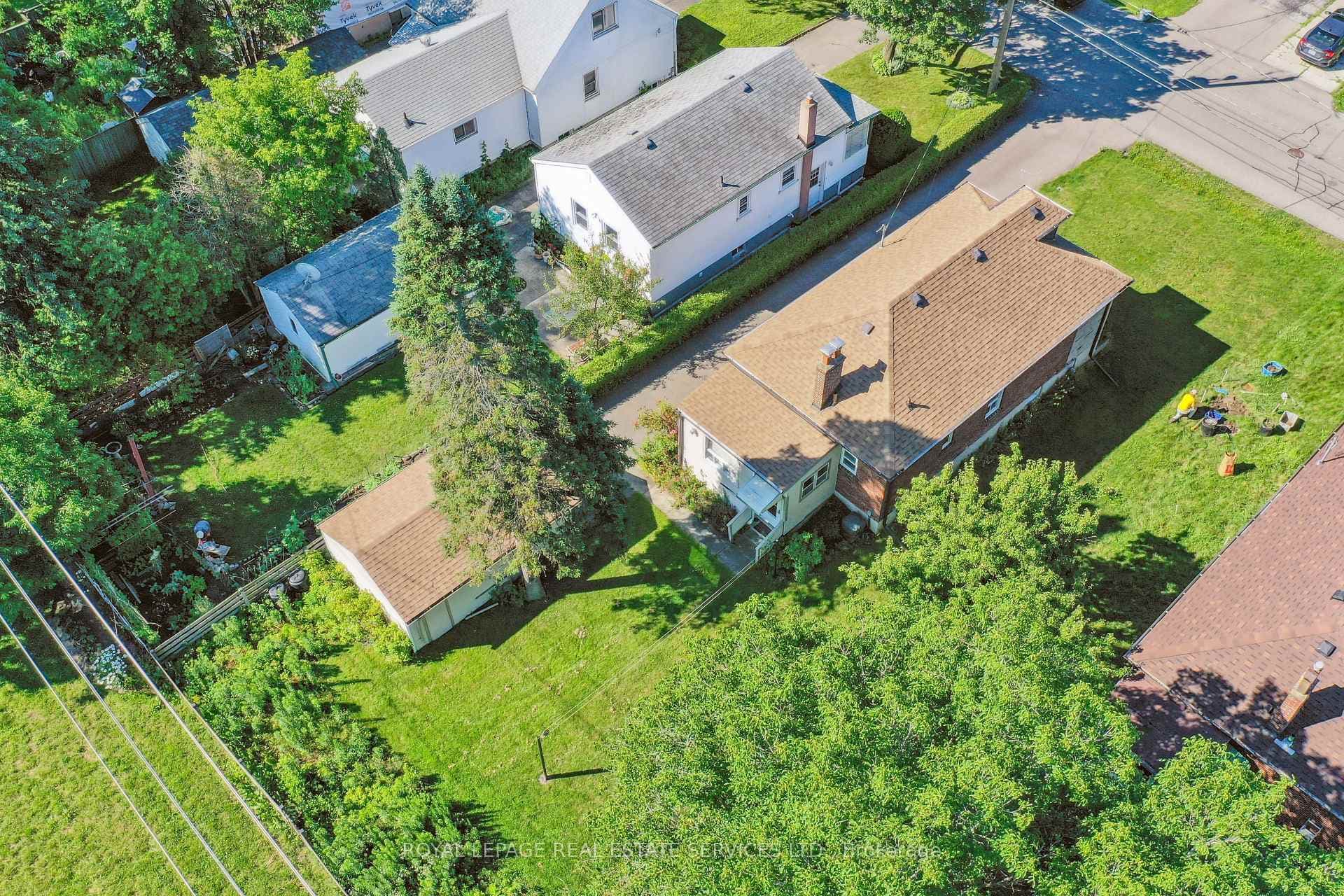 15 Acorn Avenue photo 22